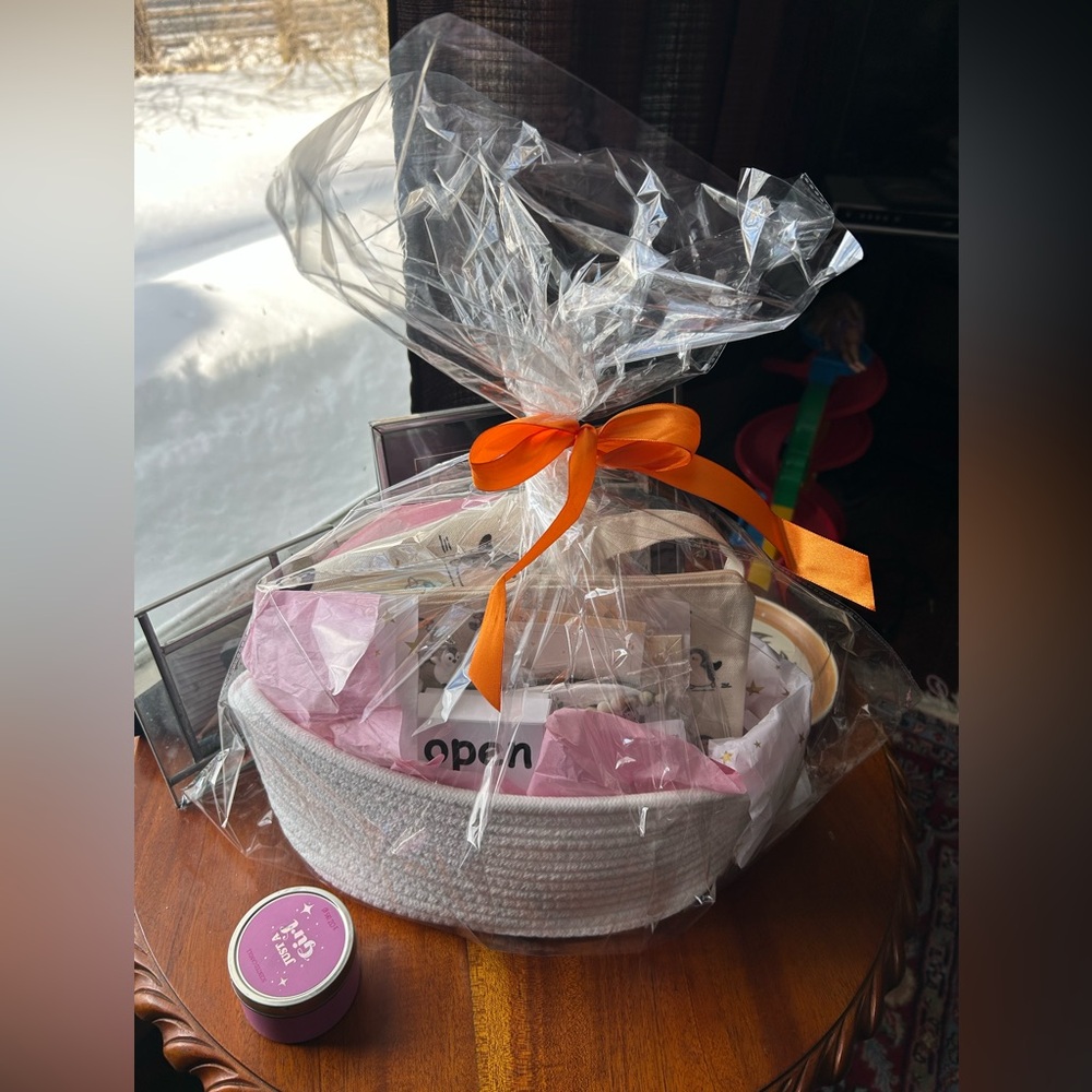 Cozy Fall (ANY OCCASION MADE TO ORDER)  Gift Baskets 🧺 🤎 Custom Made Baskets - Picture 2 of 16
